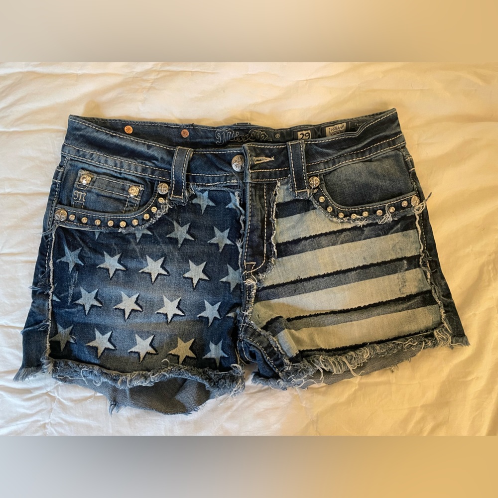 Miss Me Women’s Denim Shorts